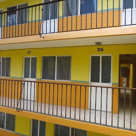 Hotel Maria Esther Матехуала Екстериор снимка